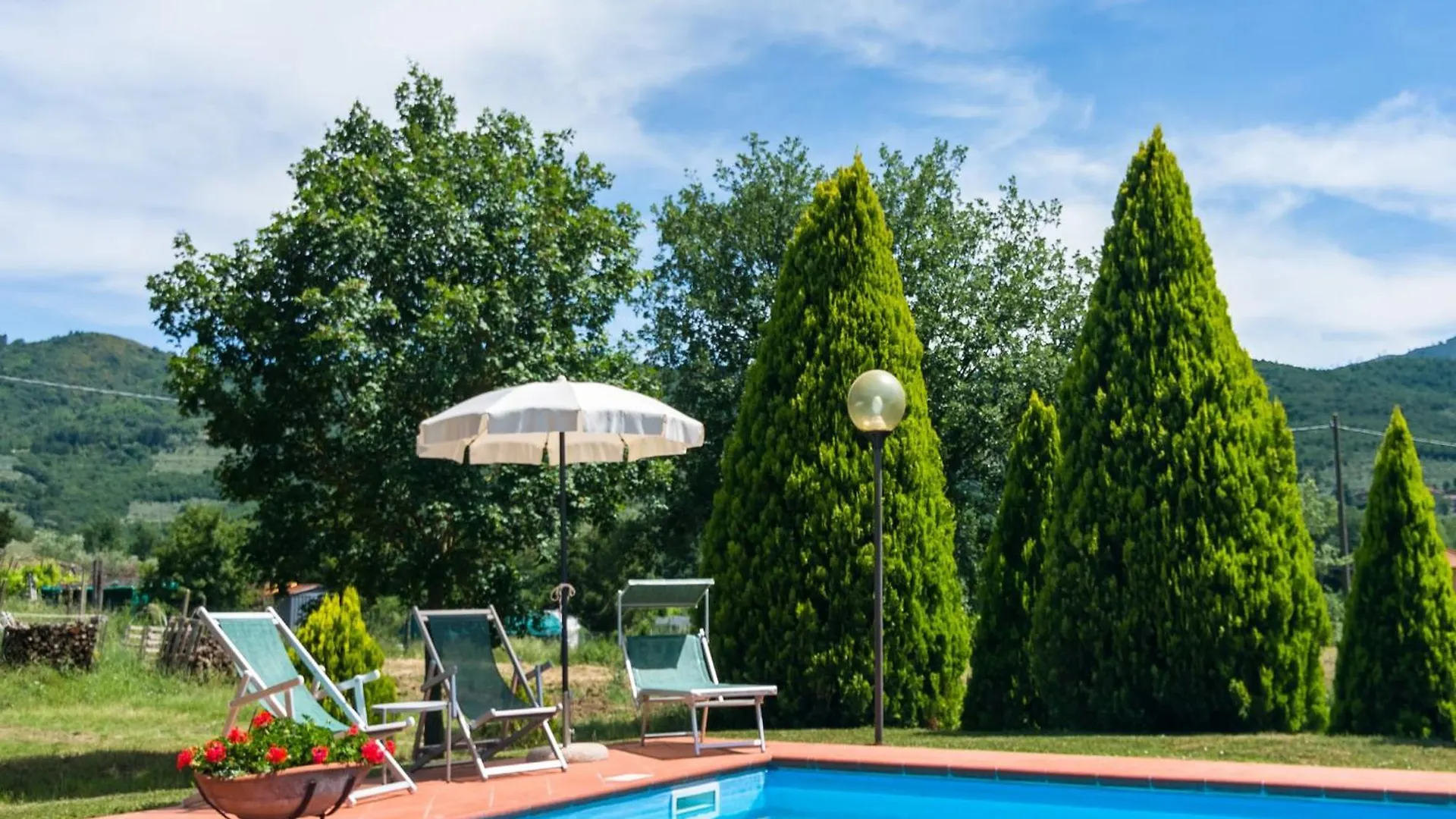 Spacious Farmhouse In Castiglion Fiorentino With Garden 0*,  إيطاليا