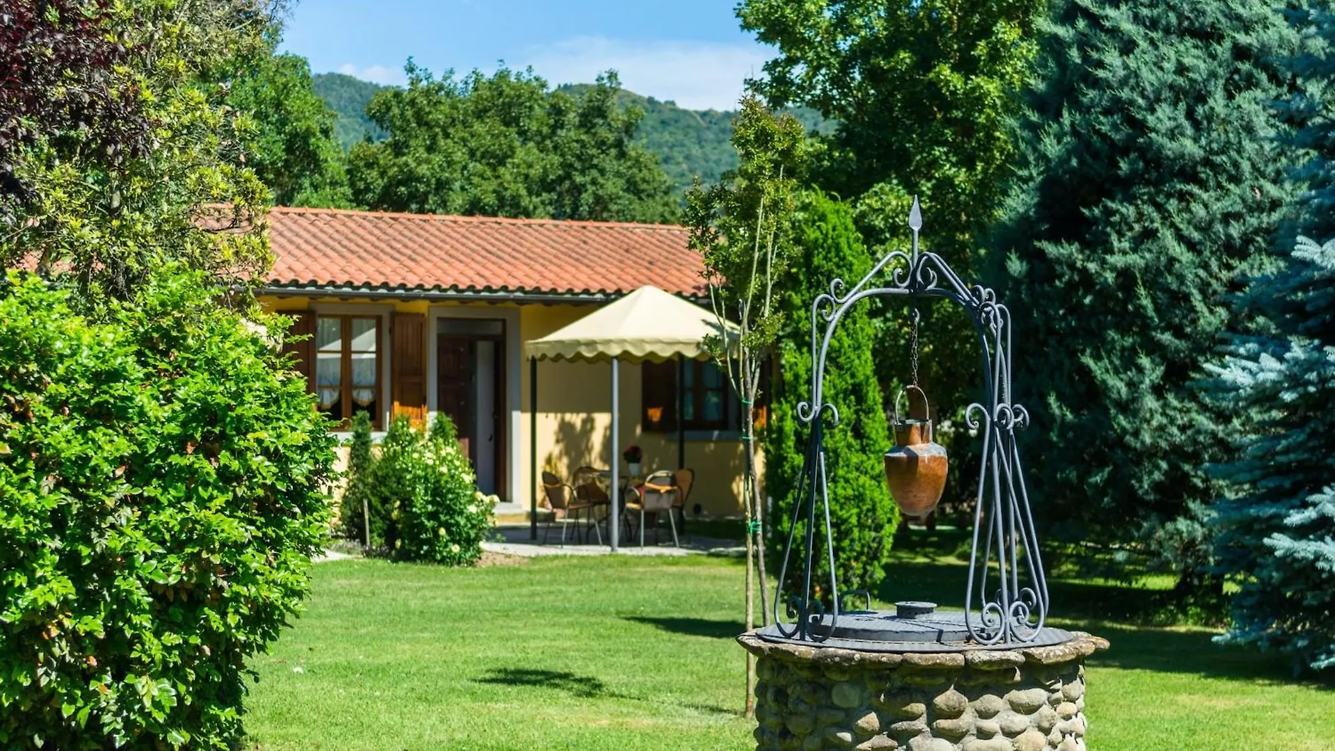 Spacious Farmhouse In Castiglion Fiorentino With Garden 0*,  إيطاليا